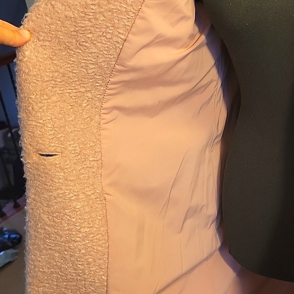 Single Button Winter Jacket - Picture 5 of 9